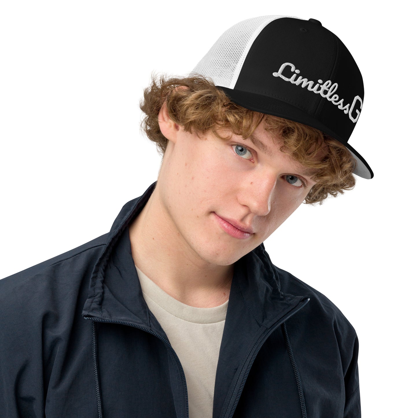 Closed-back trucker cap